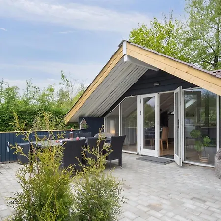 Fenna - 30km From The Sea By Interhome Toftlund
