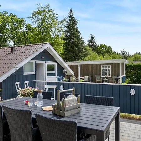 Fenna - 30km From The Sea By Interhome *